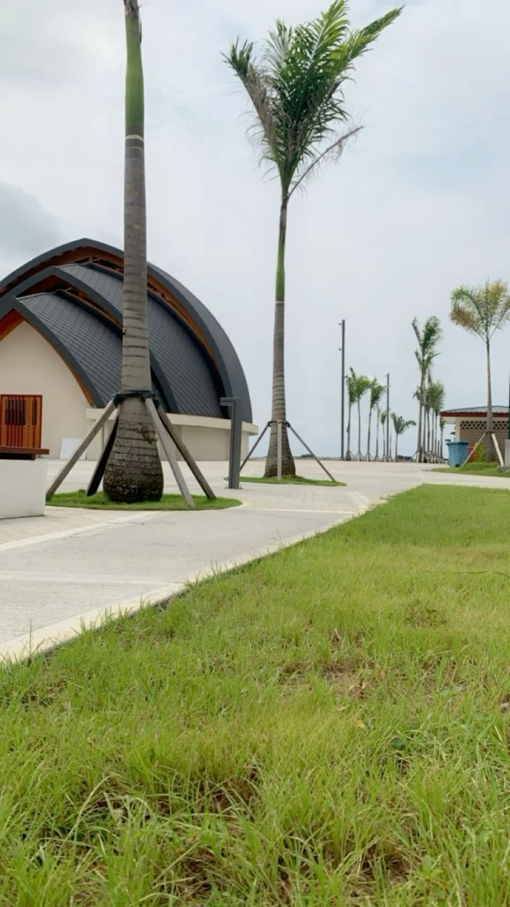 SANTIAGO-PARIS-LIBREVILLE